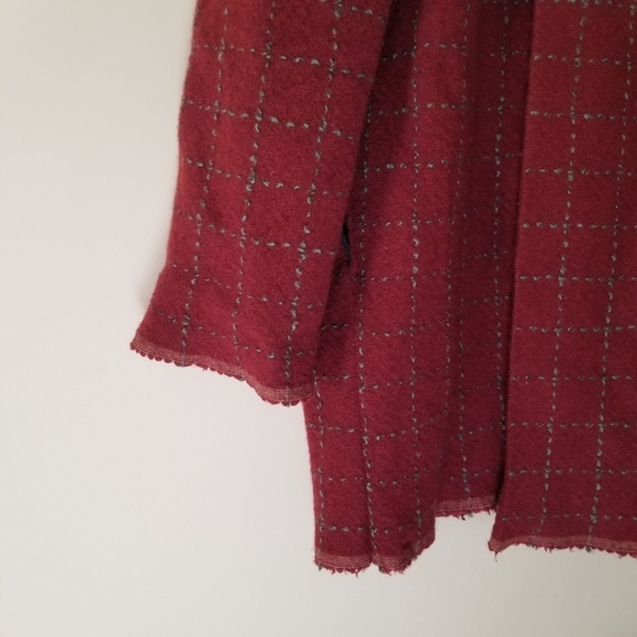 Red Plaid Women's Coat - Picture 4 of 6